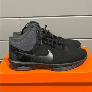 Nike Air Visi Pro 6 NBK Black and Gray Athletic Shoes Men’s Size 11